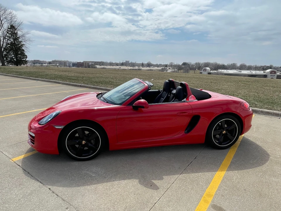 2014 Porsche 981 Boxster - Image 10 of 31
