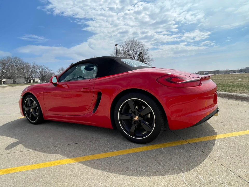 2014 Porsche 981 Boxster - Image 26 of 31