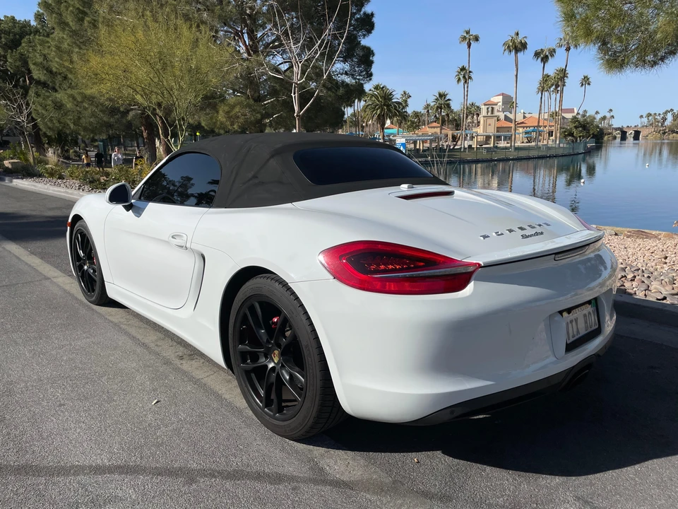 2014 Porsche 981 Boxster - Image 9 of 31