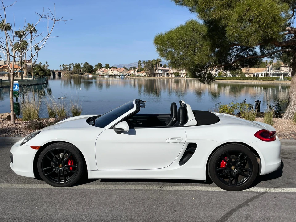2014 Porsche 981 Boxster - Image 8 of 31