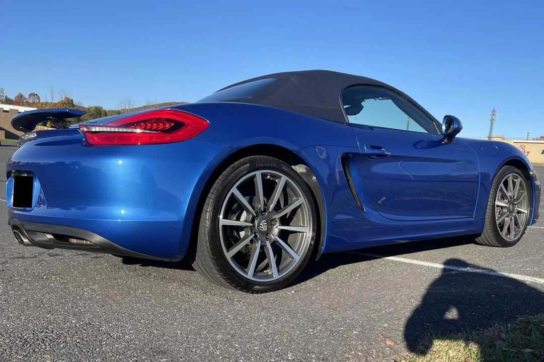 2014 Porsche 981 Boxster - Image 10 of 31