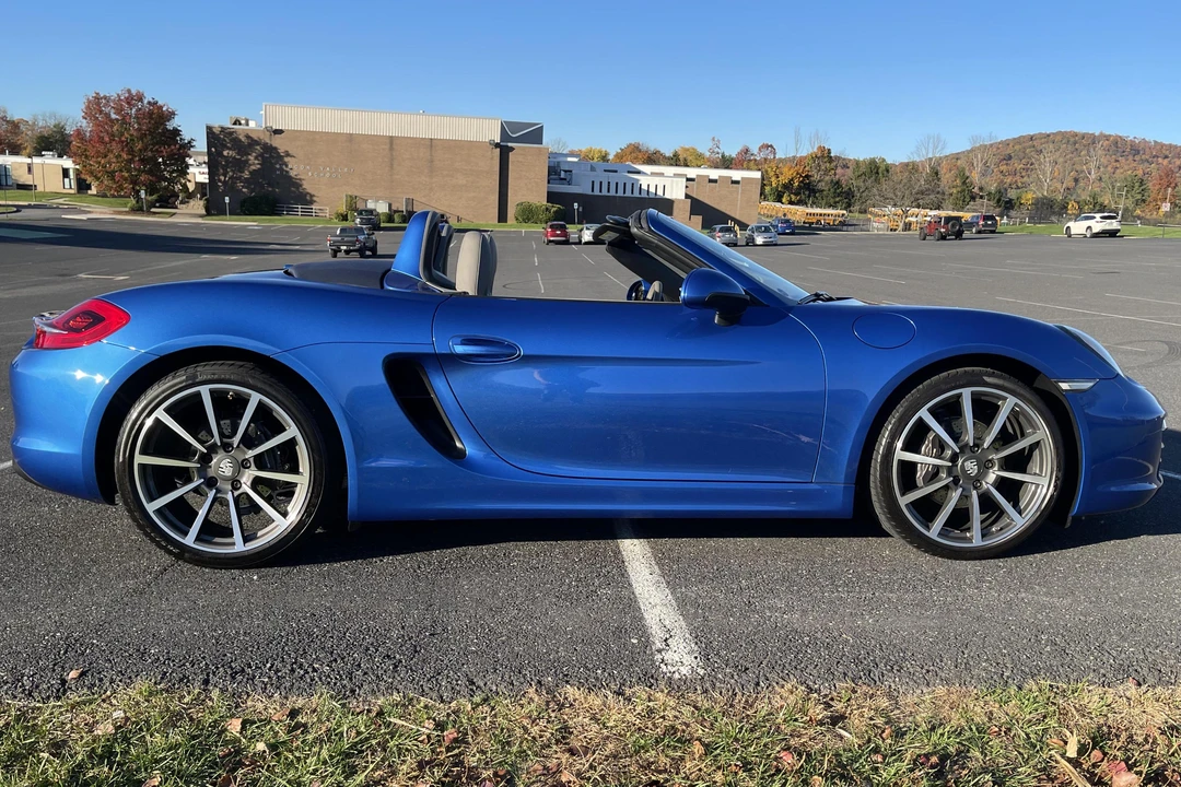 2014 Porsche 981 Boxster - Image 7 of 31