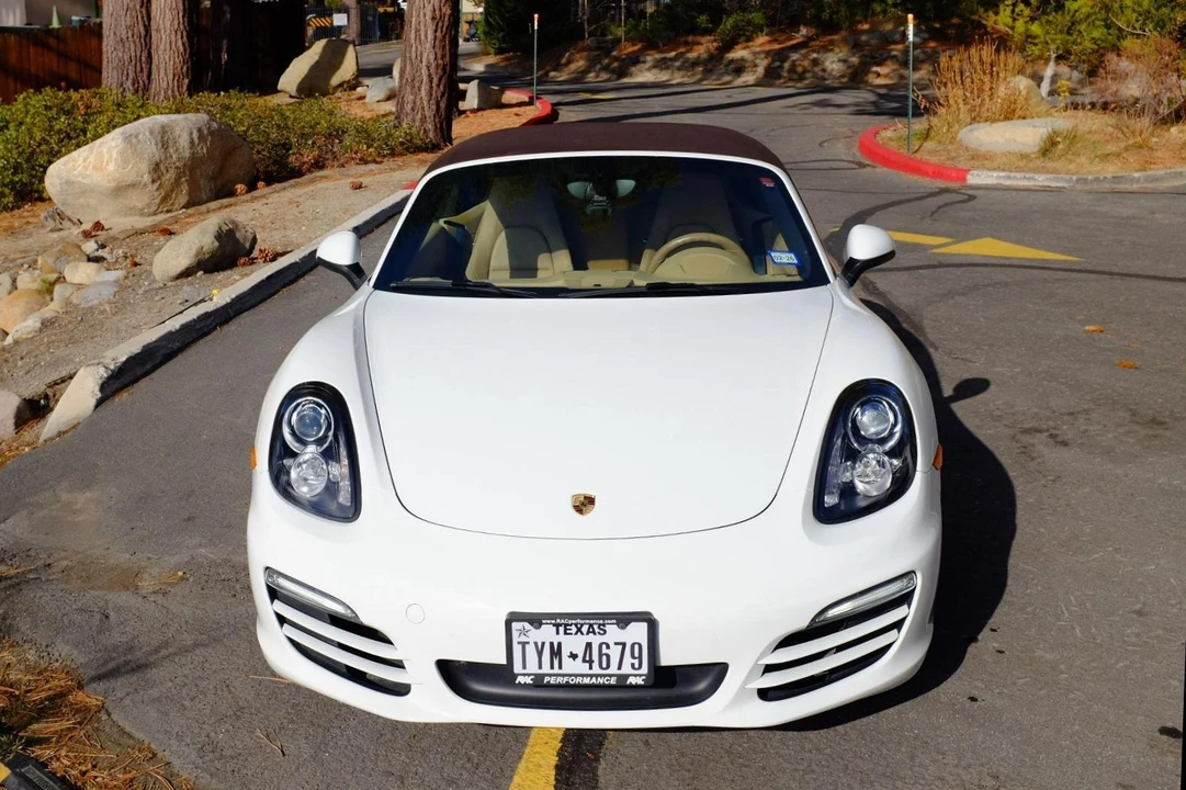 2014 Porsche 981 Boxster - Image 2 of 31