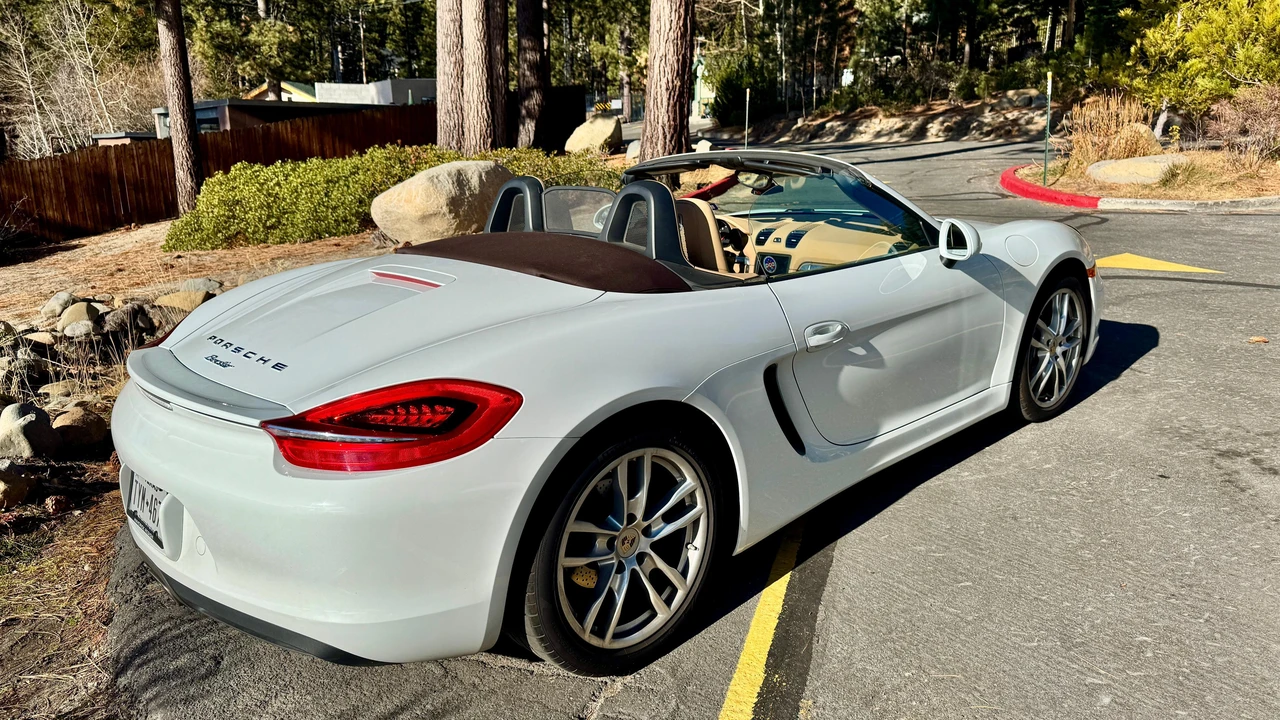 2014 Porsche 981 Boxster - Image 19 of 31