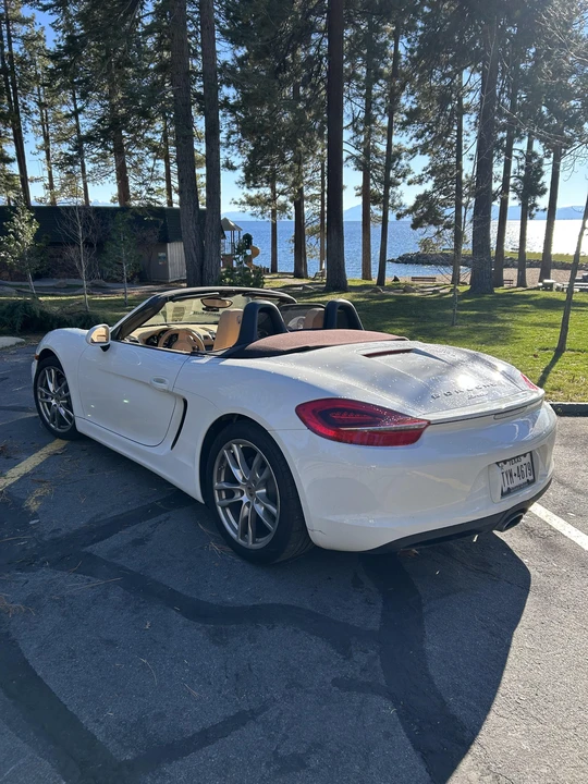 2014 Porsche 981 Boxster - Image 16 of 31
