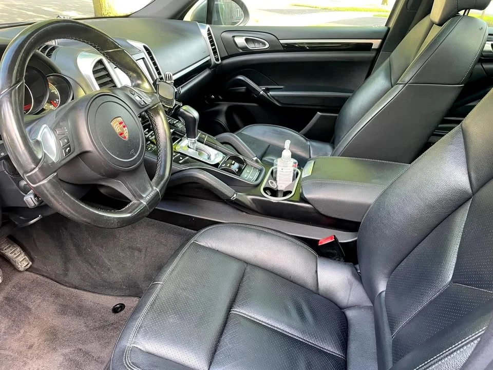 2014 Porsche 958 Cayenne - Image 5 of 15