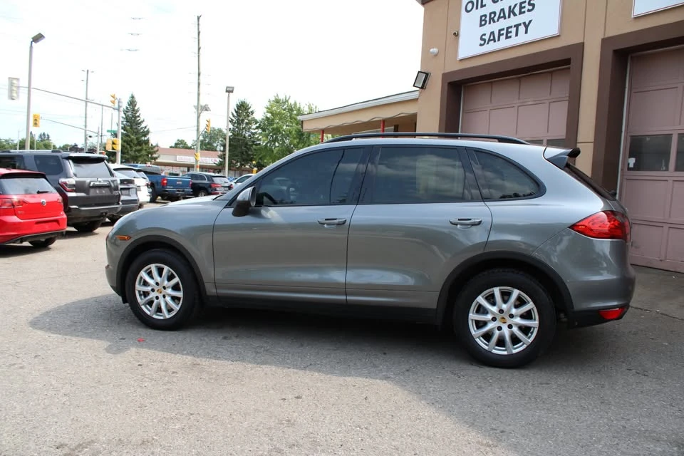 2014 Porsche 958 Cayenne - Image 2 of 20