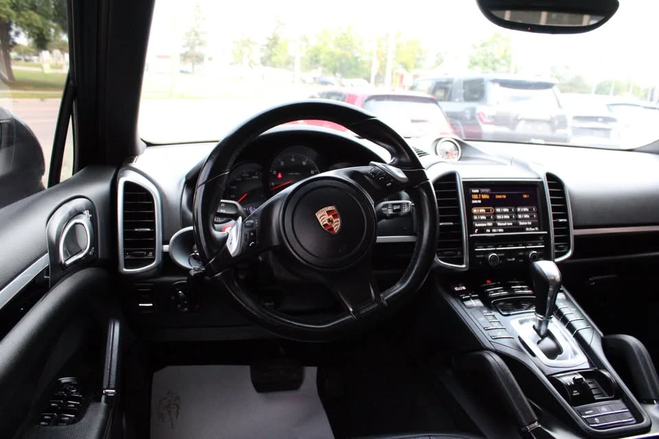 2014 Porsche 958 Cayenne - Image 11 of 20