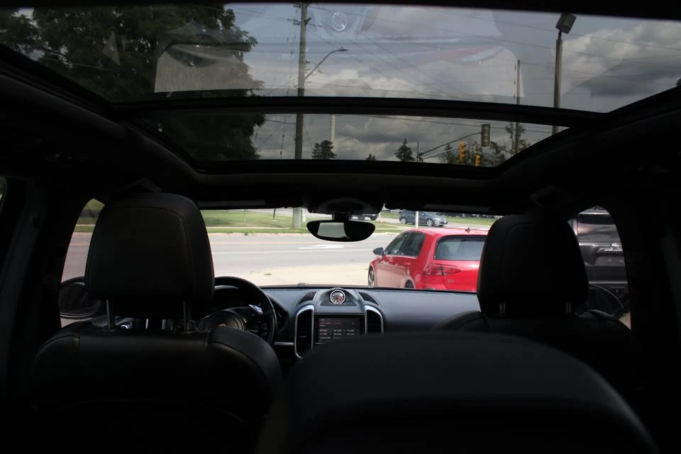 2014 Porsche 958 Cayenne - Image 13 of 20