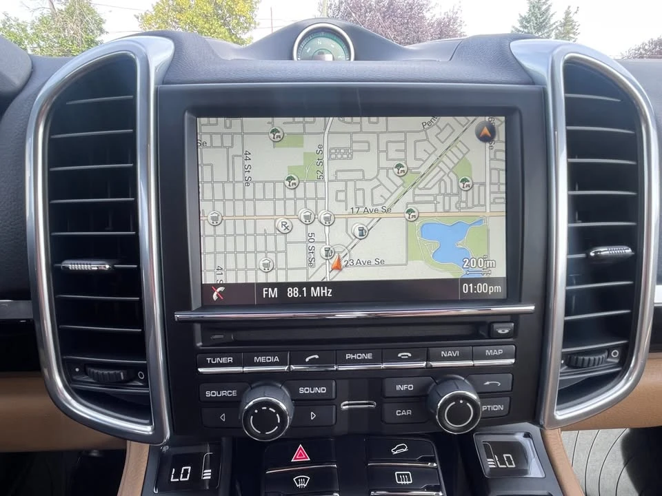 2014 Porsche 958 Cayenne Diesel - Image 16 of 17