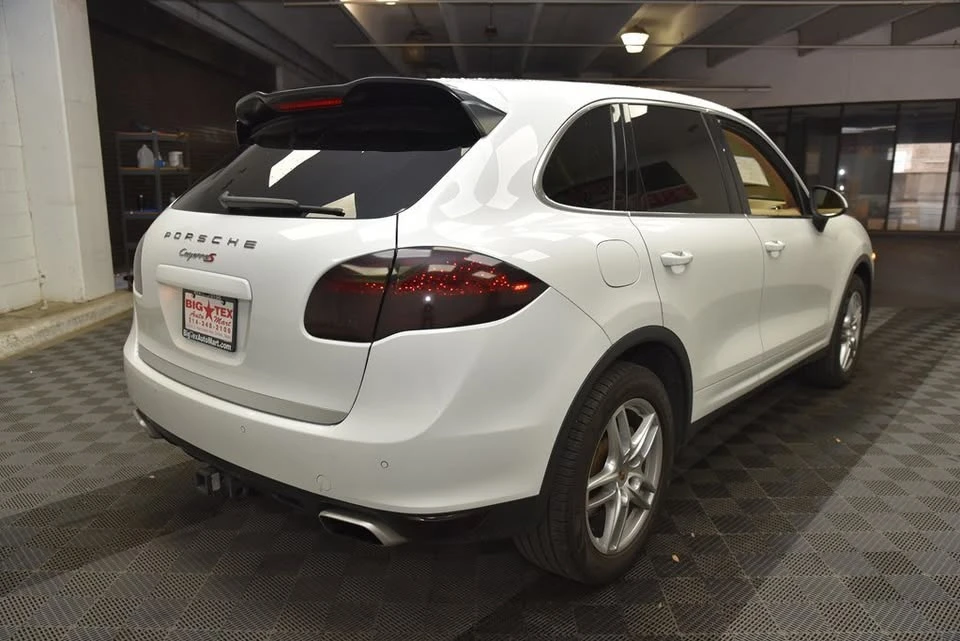 2014 Porsche 958 Cayenne - Image 5 of 20