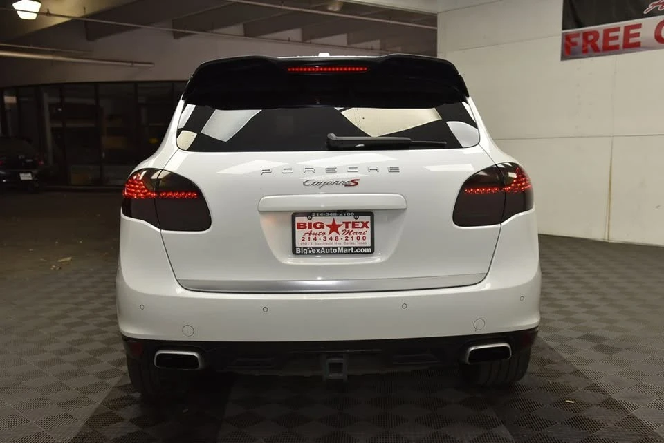 2014 Porsche 958 Cayenne - Image 4 of 20