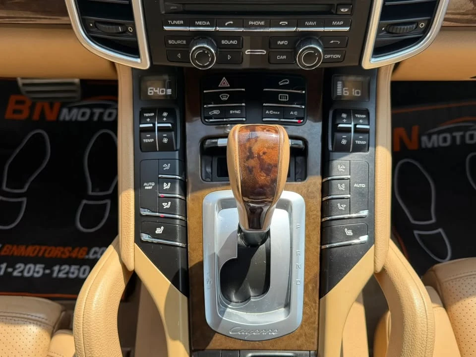 2014 Porsche 958 Cayenne - Image 18 of 20