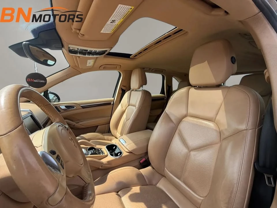 2014 Porsche 958 Cayenne - Image 10 of 20