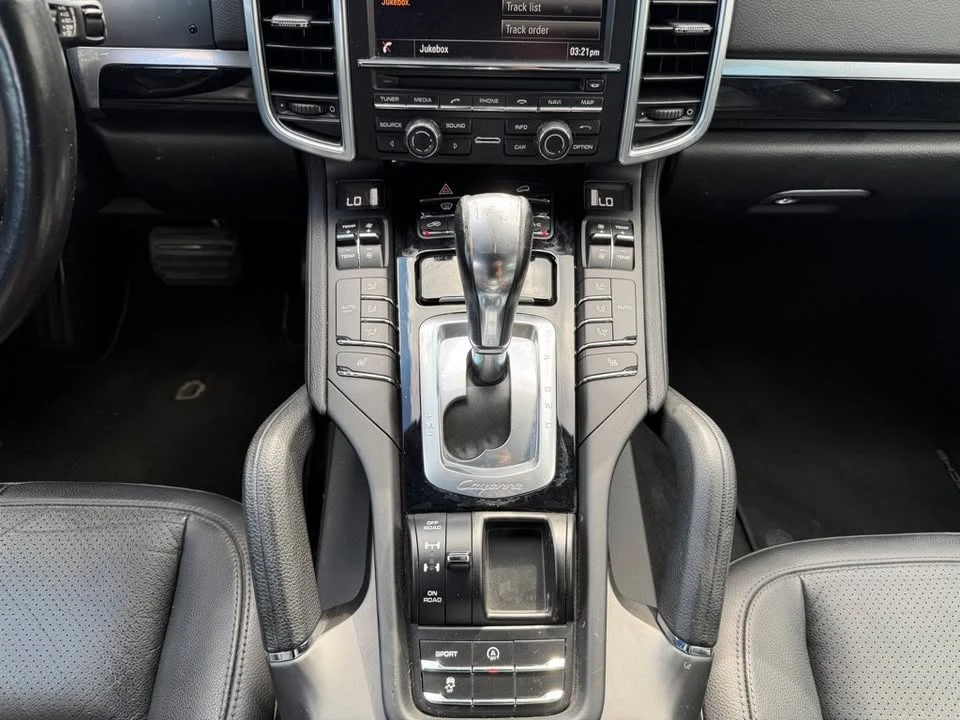 2014 Porsche 958 Cayenne - Image 18 of 20