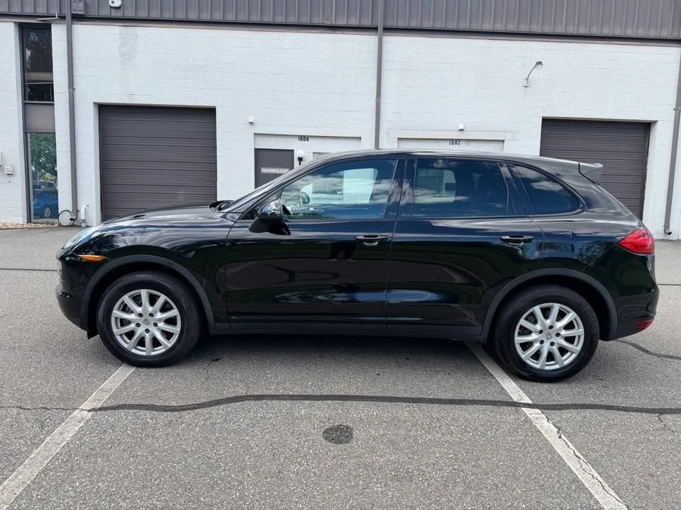 2014 Porsche 958 Cayenne - Image 2 of 20