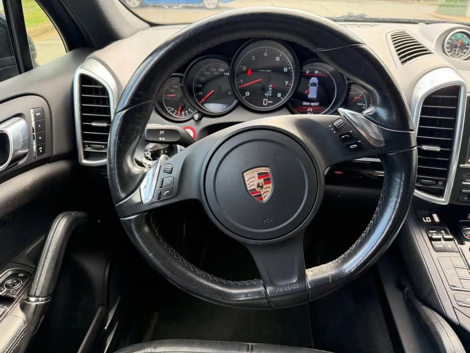 2014 Porsche 958 Cayenne - Image 16 of 20