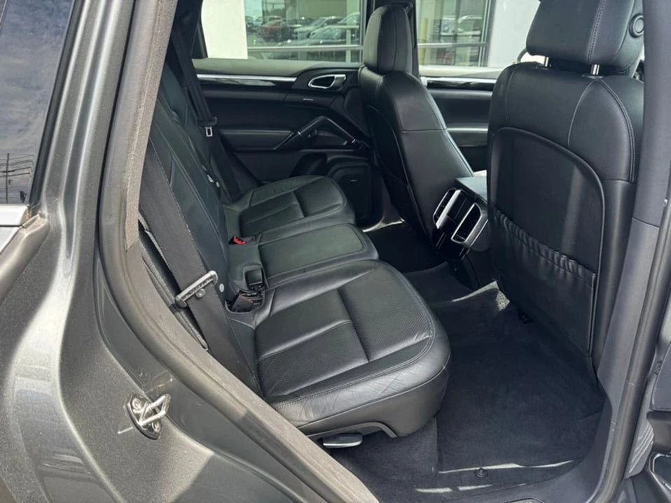 2014 Porsche 958 Cayenne - Image 4 of 18