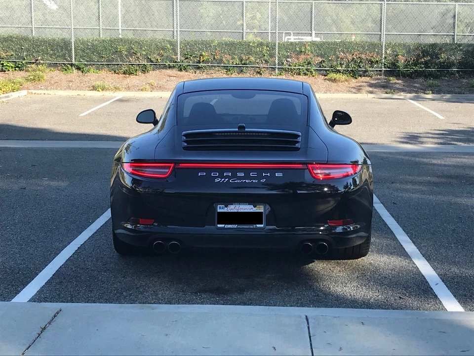 2014 Porsche 991 Carrera 4 - Image 15 of 17