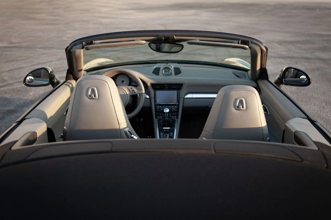 2014 Porsche 991 Carrera S - Image 18 of 20
