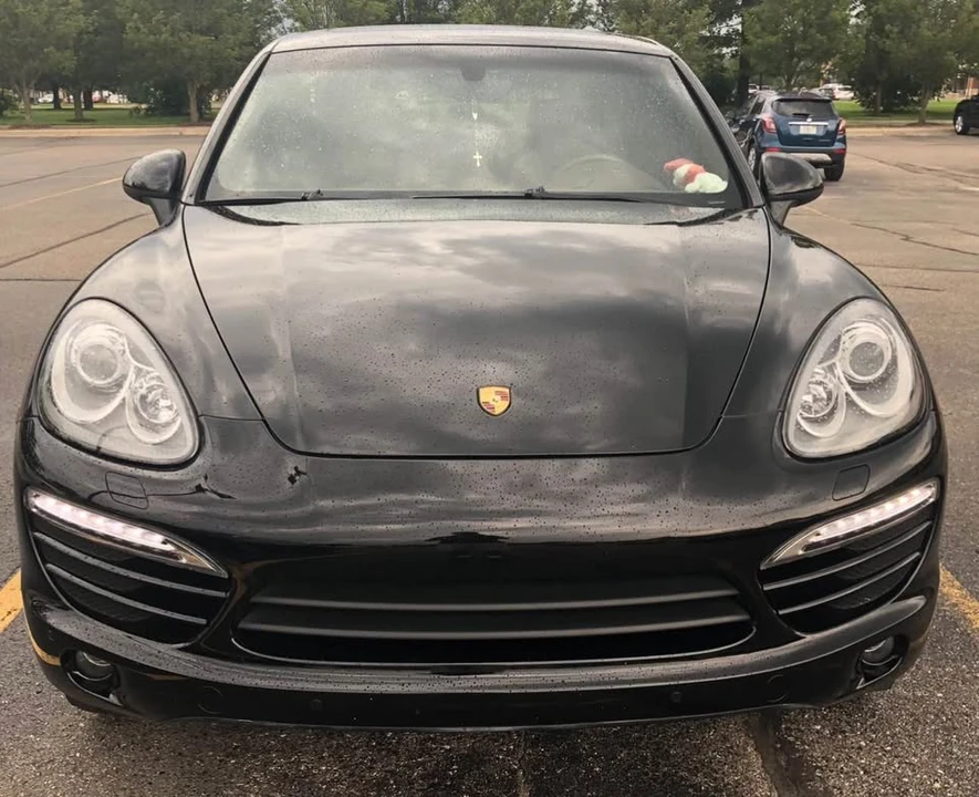 2014 Porsche 958 Cayenne - Image 2 of 10