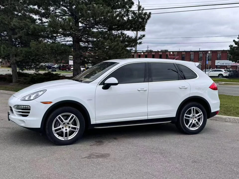 2014 Porsche 958 Cayenne - Image 3 of 14