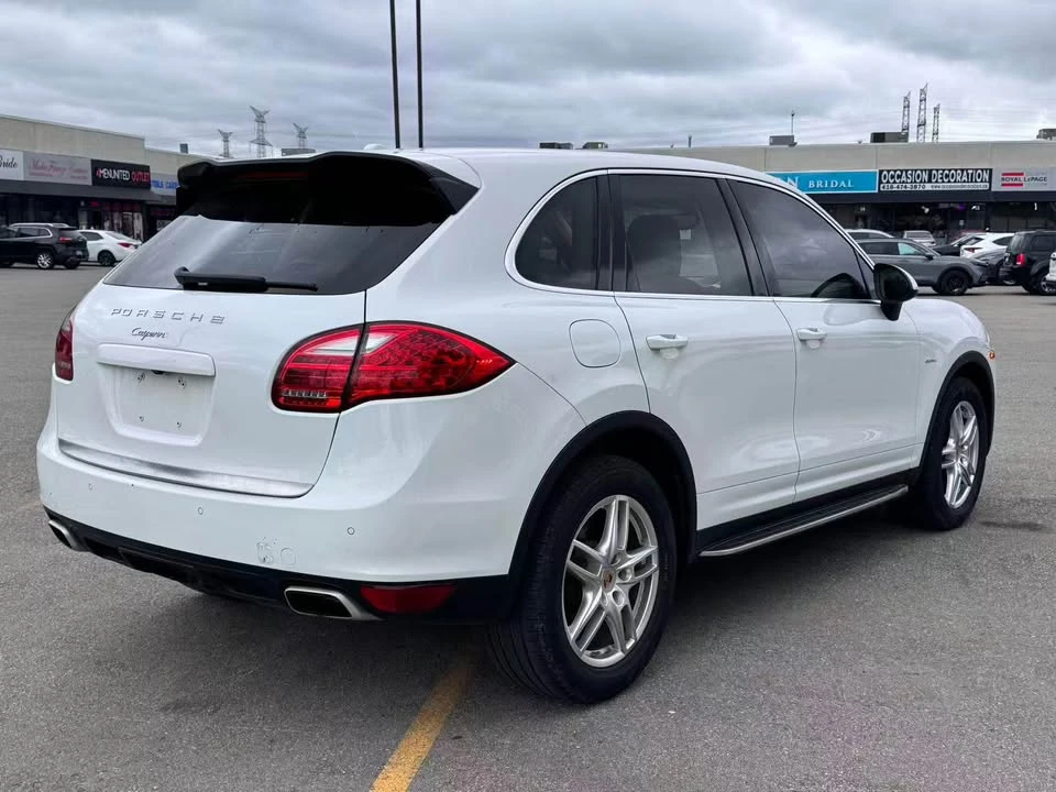 2014 Porsche 958 Cayenne - Image 4 of 14