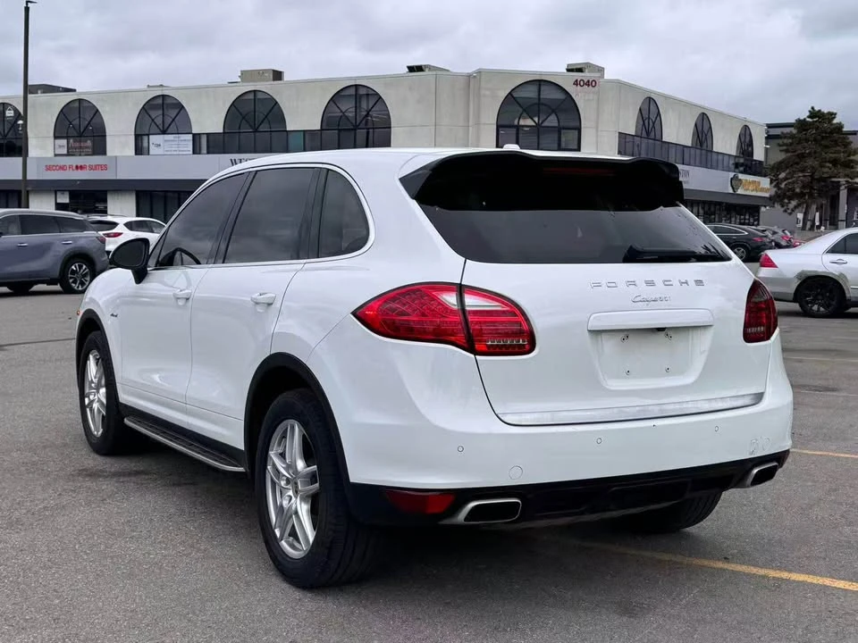 2014 Porsche 958 Cayenne - Image 5 of 14