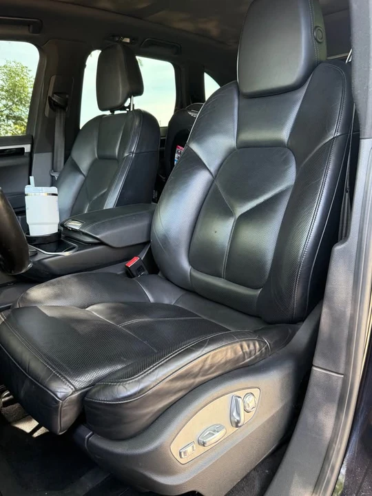 2014 Porsche 958 Cayenne - Image 13 of 20