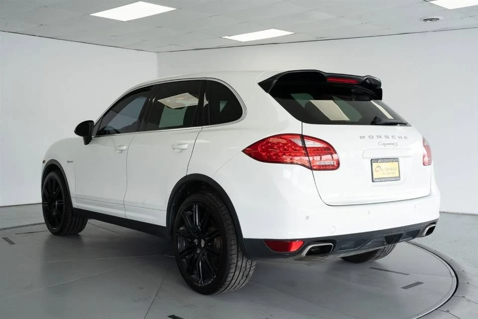 2014 Porsche 958 Cayenne - Image 7 of 20