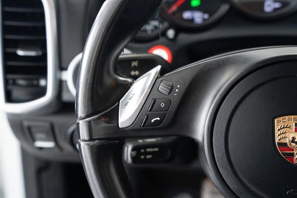 2014 Porsche 958 Cayenne - Image 15 of 20