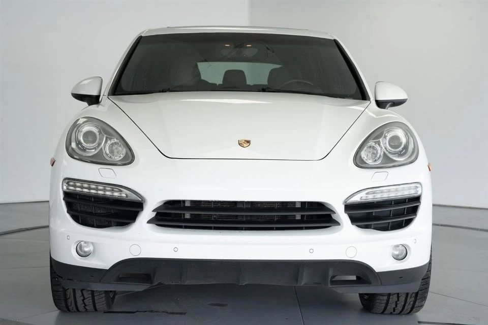 2014 Porsche 958 Cayenne - Image 2 of 20
