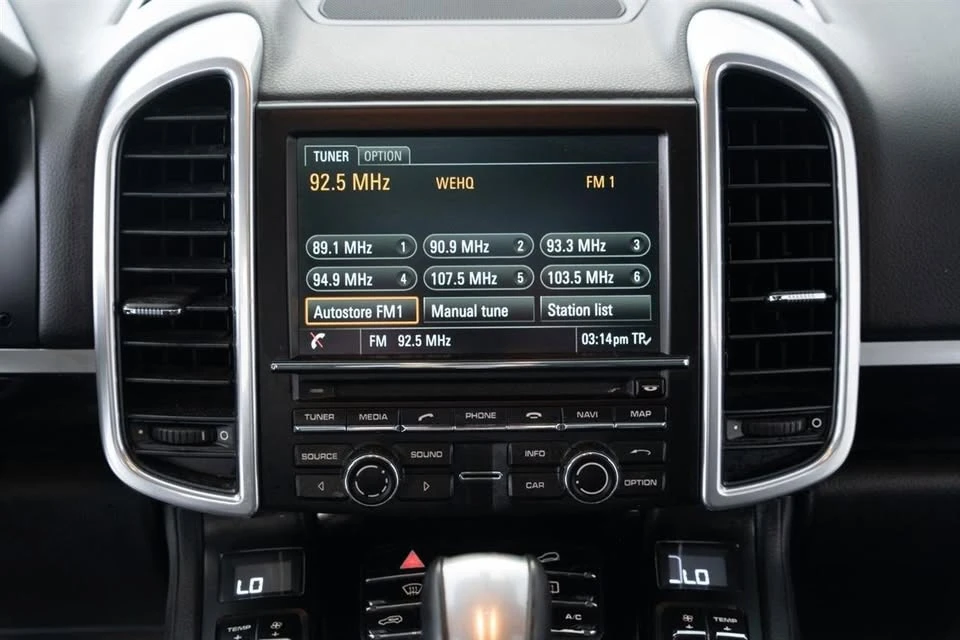 2014 Porsche 958 Cayenne - Image 17 of 20