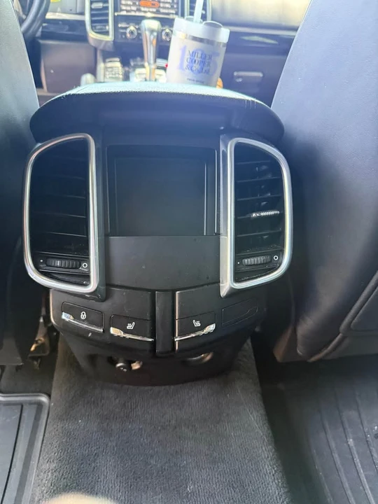 2014 Porsche 958 Cayenne - Image 11 of 20