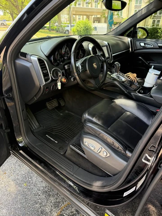 2014 Porsche 958 Cayenne - Image 12 of 20