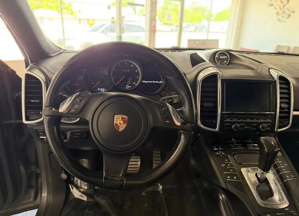 2014 Porsche 958 Cayenne - Image 8 of 18