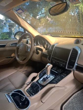 2014 Porsche 958 Cayenne - Image 4 of 5