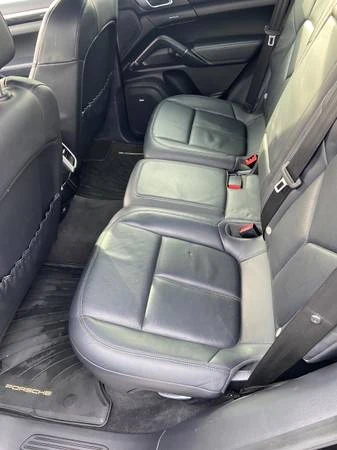 2014 Porsche 958 Cayenne - Image 10 of 10