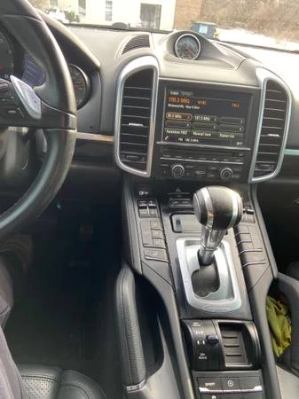 2014 Porsche 958 Cayenne - Image 9 of 10