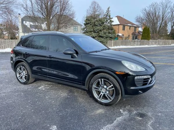 2014 Porsche 958 Cayenne - Image 2 of 10