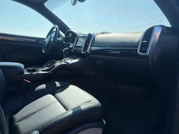 2014 Porsche 958 Cayenne - Image 14 of 21