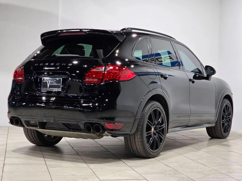 2014 Porsche 958 Cayenne - Image 10 of 12