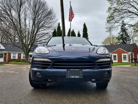 2014 Porsche Cayenne 4 door base