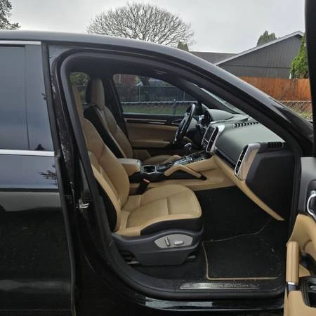 2014 Porsche 958 Cayenne - Image 10 of 21