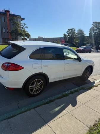 2014 Porsche 958 Cayenne - Image 2 of 14