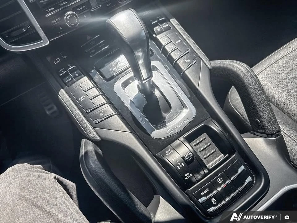 2014 Porsche 958 Cayenne - Image 18 of 20