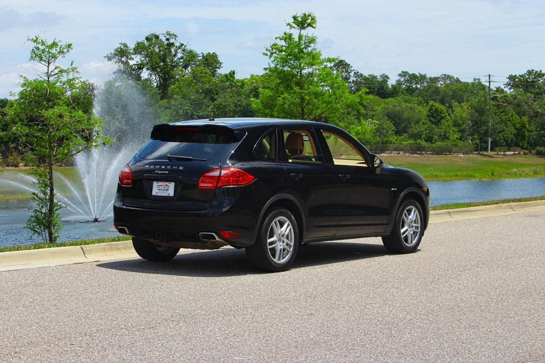 2014 Porsche Cayenne - Image 6 of 31