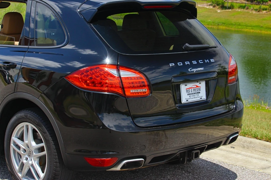 2014 Porsche Cayenne - Image 26 of 31