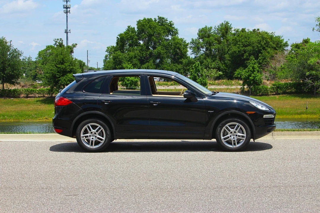 2014 Porsche Cayenne - Image 7 of 31