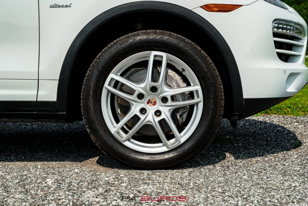 2014 Porsche 958 Cayenne Diesel - Image 14 of 21